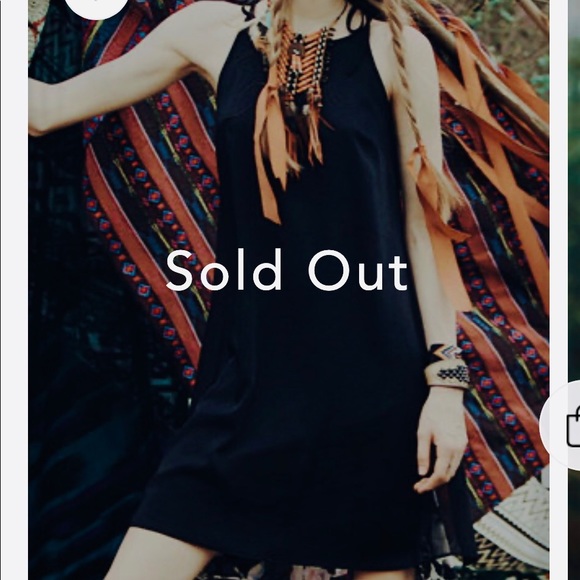 Black and white layer dress - Picture 3 of 7